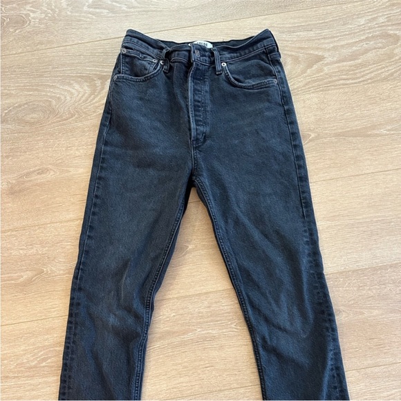 Agolde Riley Crop Jeans in Panoramic wash. Sz 26 - Picture 2 of 3